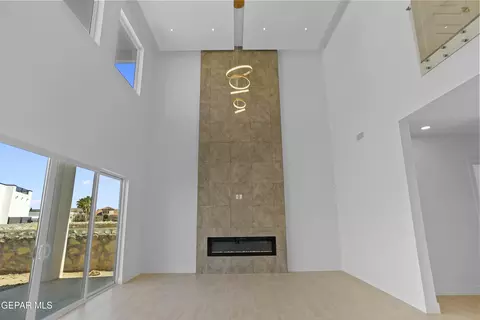 Living - 500 Cocula Ave, El Paso, TX 79932 photo 4 of 5