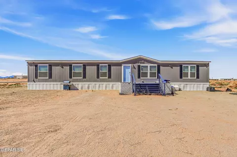 1369 Arasian Desert Dr, Chaparral, NM 88081