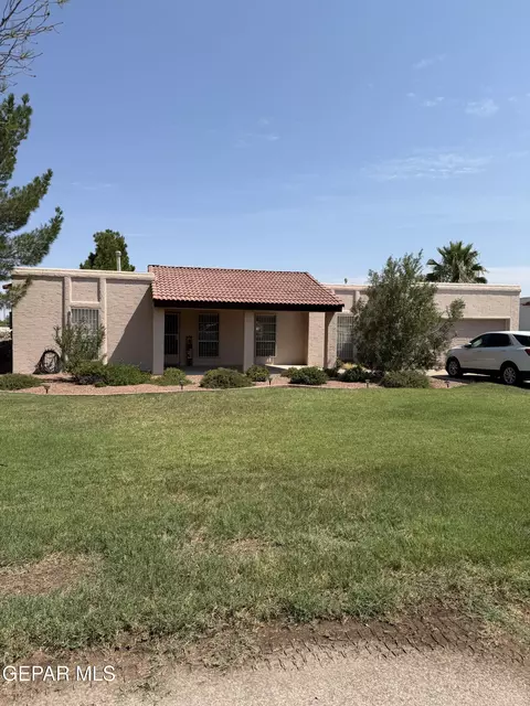 156 La Mirada Cir, El Paso, TX 79932