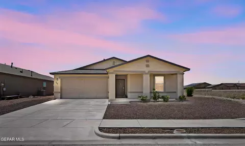 757 Villa Romero Dr, Horizon City, TX 79928