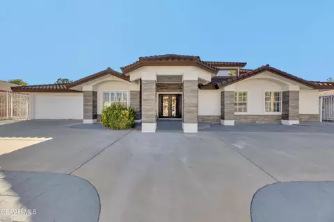 1795 Billy Casper Dr, El Paso, TX 79936