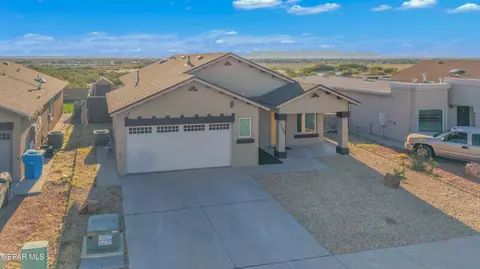 11193 Cielo Mar Dr, Socorro, TX 79927