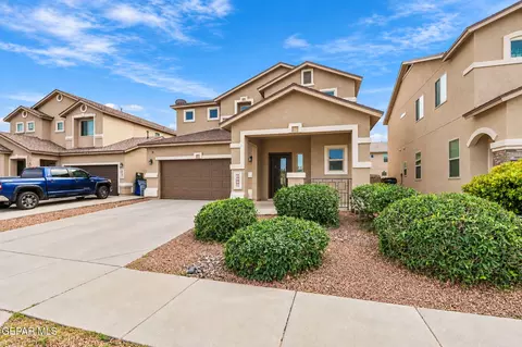 7156 N Skies, El Paso, TX 79934