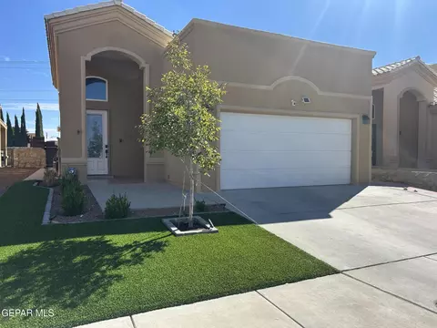 3618 Grand Bahamas Dr, El Paso, TX 79936