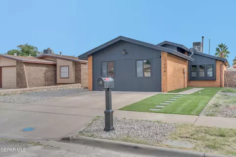 11404 Lake Nasser Dr, El Paso, TX 79936