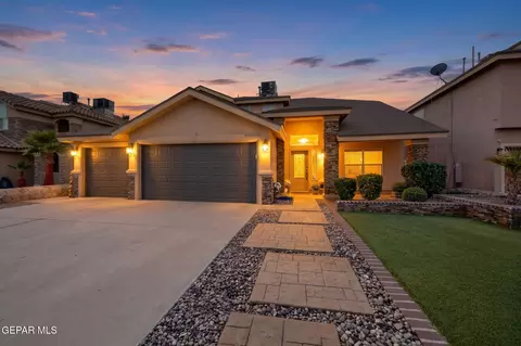 12420 Paseo Largo Cir, El Paso, TX 79928