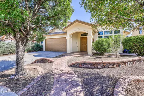 5428 Francisco Roque Dr, El Paso, TX 79934