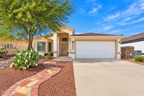 5401 Pedro Lucero Dr, El Paso, TX 79934