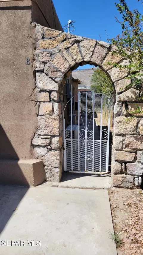 2225 Magoffin Ave, El Paso, TX 79901