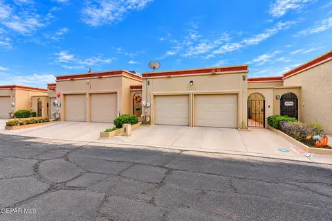 11230 Enid Wilson Ln, El Paso, TX 79936