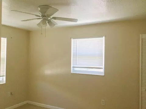 7 Circle Ave, Melbourne, FL 32935 photo 8