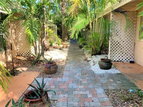 709 SW 14th Ave, Fort Lauderdale, FL 33312