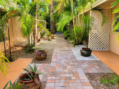 709 SW 14th Ave, Fort Lauderdale, FL 33312