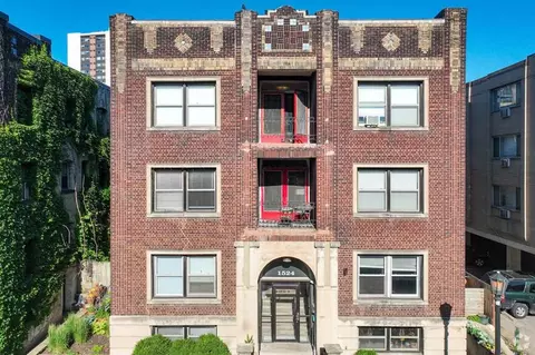 1524 Lasalle Ave, Minneapolis, MN 55403
