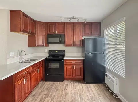 6985 Waite Dr, La Mesa, CA 91941