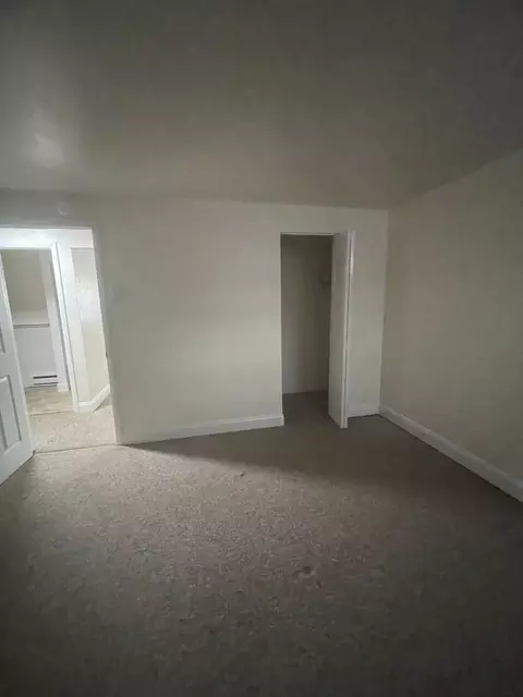 25 E 3rd Ave, Spring Grove, PA 17362