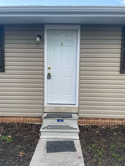 25 E 3rd Ave, Spring Grove, PA 17362