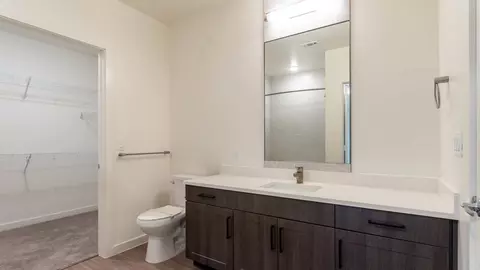 411 W Commerce St, Dallas, TX 75208 photo 27