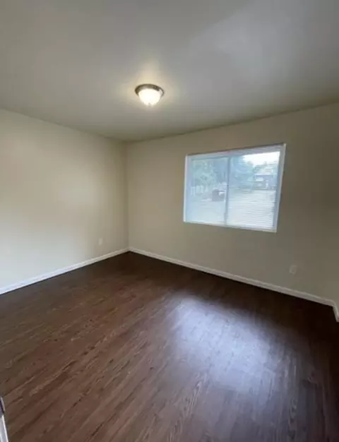 757 Ridgeway Ave, Cincinnati, OH 45229 photo 5