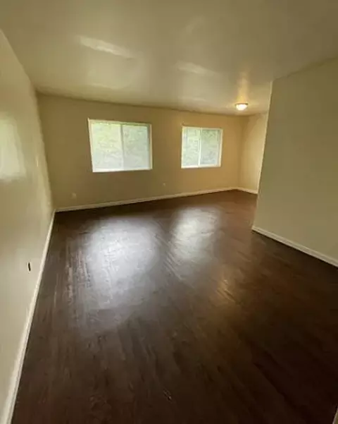 757 Ridgeway Ave, Cincinnati, OH 45229 photo 4