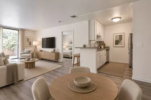 300 W Avenue 37, Los Angeles, CA 90065