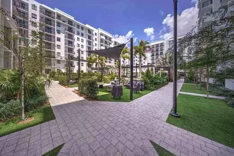 11200 Biscayne Blvd, Miami, FL 33181 photo 29