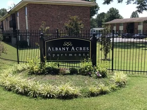 916 Fairground Spur Rd, New Albany, MS 38652