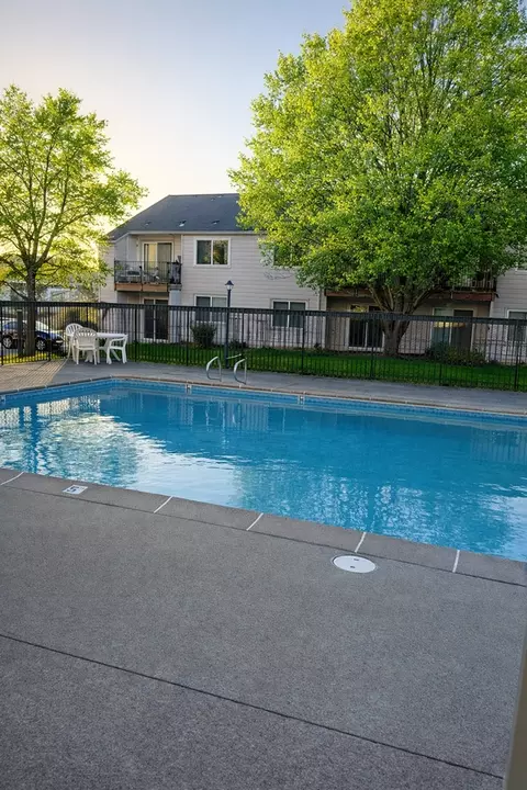 2800 SE 1st St, Gresham, OR 97080