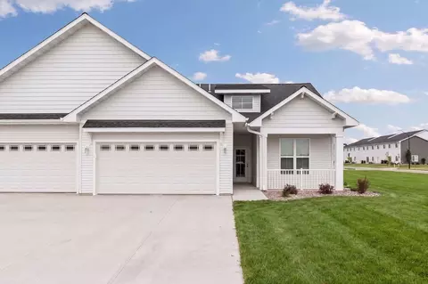 44 Roberts 44, Roberts, WI 54023