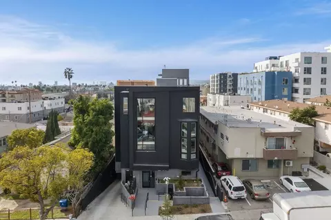 641 N Hobart Blvd, Los Angeles, CA 90004