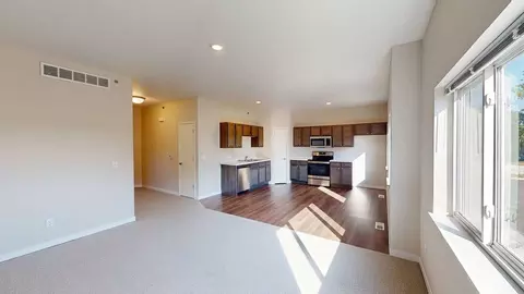 648 Marion Blvd, Marion, IA 52302