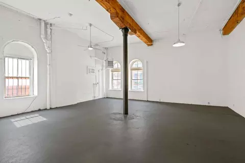 1622 Vine St, Cincinnati, OH 45202 photo 8