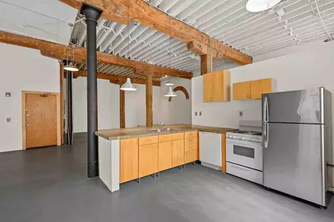 1622 Vine St, Cincinnati, OH 45202 photo 2