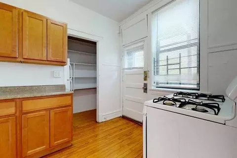 5411 S Ellis Ave, Chicago, IL 60615