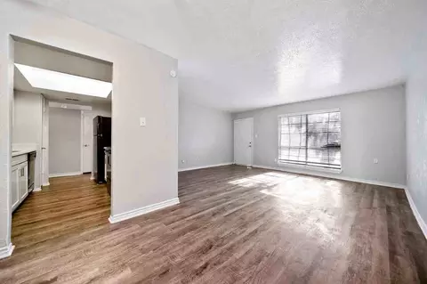 1601 Regency Ct, Arlington, TX 76010 photo 17