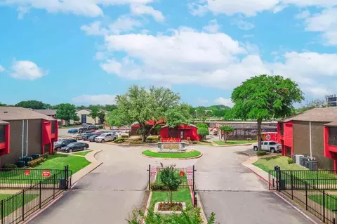 1601 Regency Ct, Arlington, TX 76010 photo 36