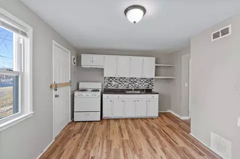 2742 N Rosedale St, Baltimore, MD 21216 photo 10