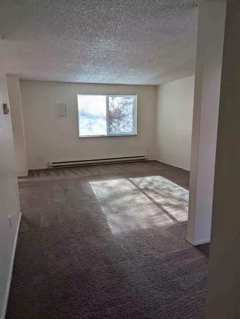 2800 SE 1st St, Gresham, OR 97080 photo 4