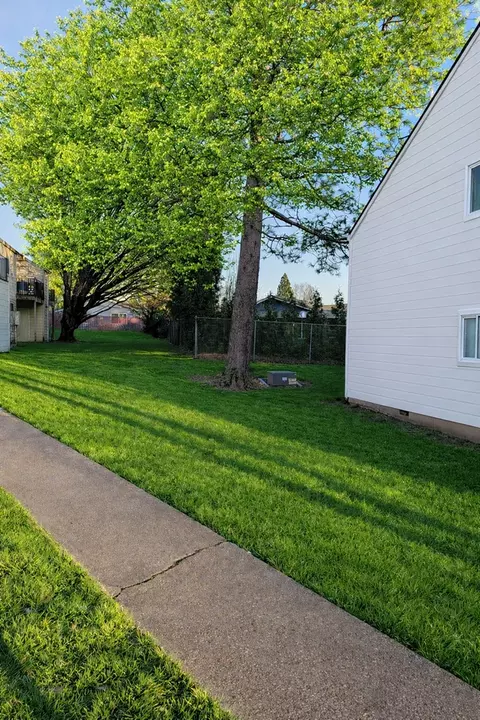 2800 SE 1st St, Gresham, OR 97080 photo 4