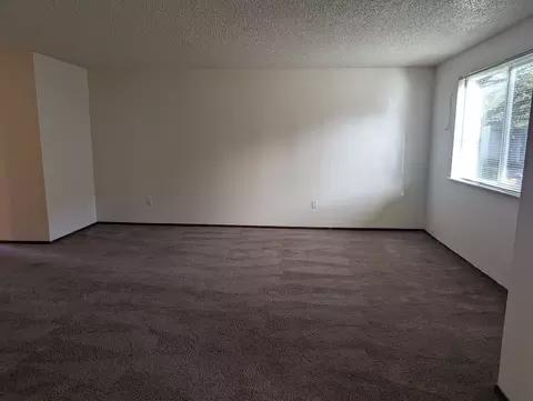 2800 SE 1st St, Gresham, OR 97080 photo 9