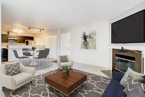 304 118th Ave SE, Bellevue, WA 98005 photo 9