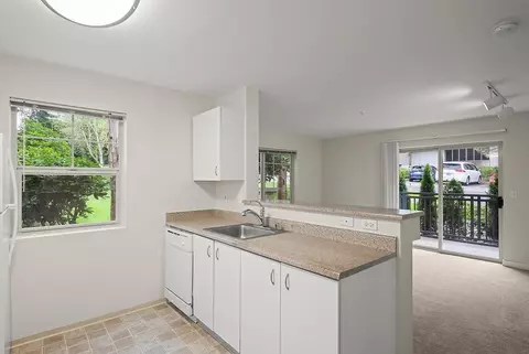 304 118th Ave SE, Bellevue, WA 98005 photo 14
