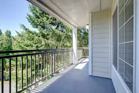 304 118th Ave SE, Bellevue, WA 98005 photo 12