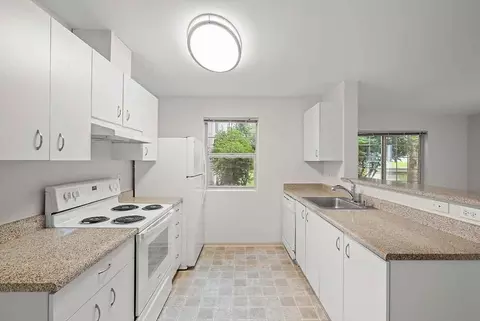 304 118th Ave SE, Bellevue, WA 98005 photo 15