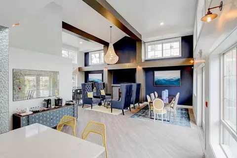 304 118th Ave SE, Bellevue, WA 98005 photo 3