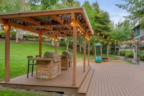 304 118th Ave SE, Bellevue, WA 98005 photo 37