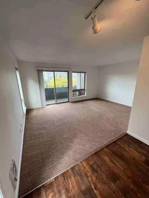 2834 15th Ave W, Seattle, WA 98119