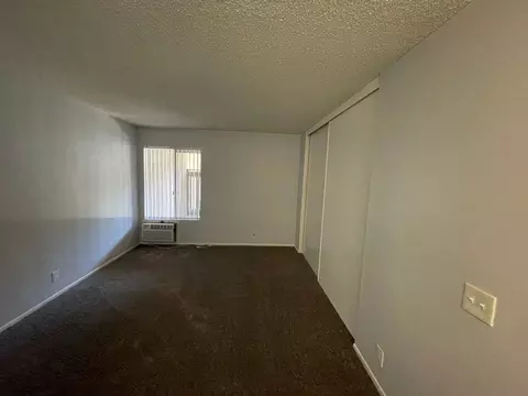 2001 N Derek Dr, Fullerton, CA 92831 photo 9
