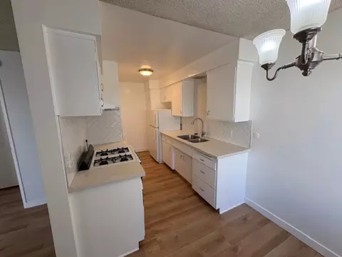 266 S Oak Knoll Ave, Pasadena, CA 91101