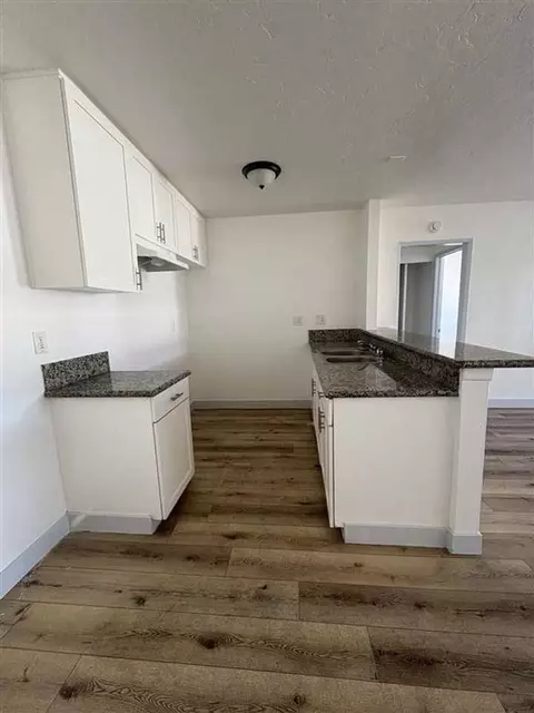 5505 Ackerfield Ave, Long Beach, CA 90805 photo 15